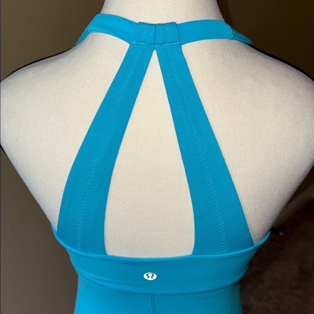 Lululemon Scoop Me Up Spry Blue Tank Top Women's - Picture 6 of 12